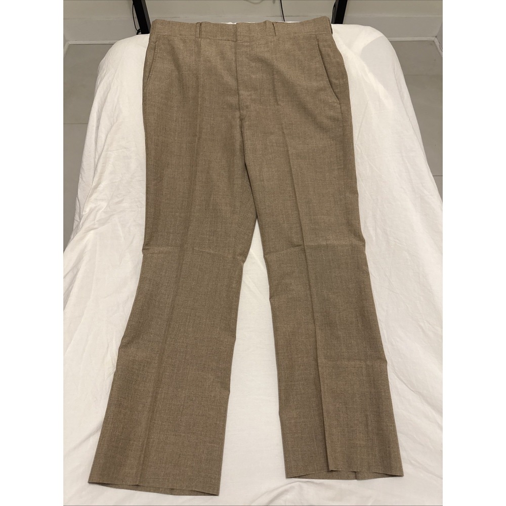 Men's vintage khaki 36 x 30 Asher pants